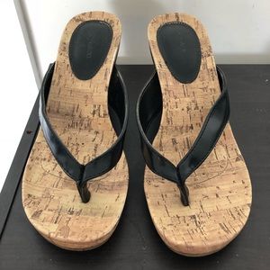 Wedge sandals open toe in size 5.5